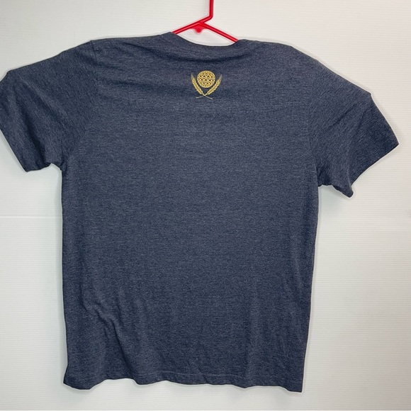 Disney crew neck graphic Tee Shirt Gray Colorful Graphics New - Picture 4 of 8